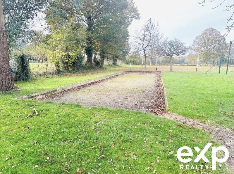 Maison - 600 m² - 29 pièces