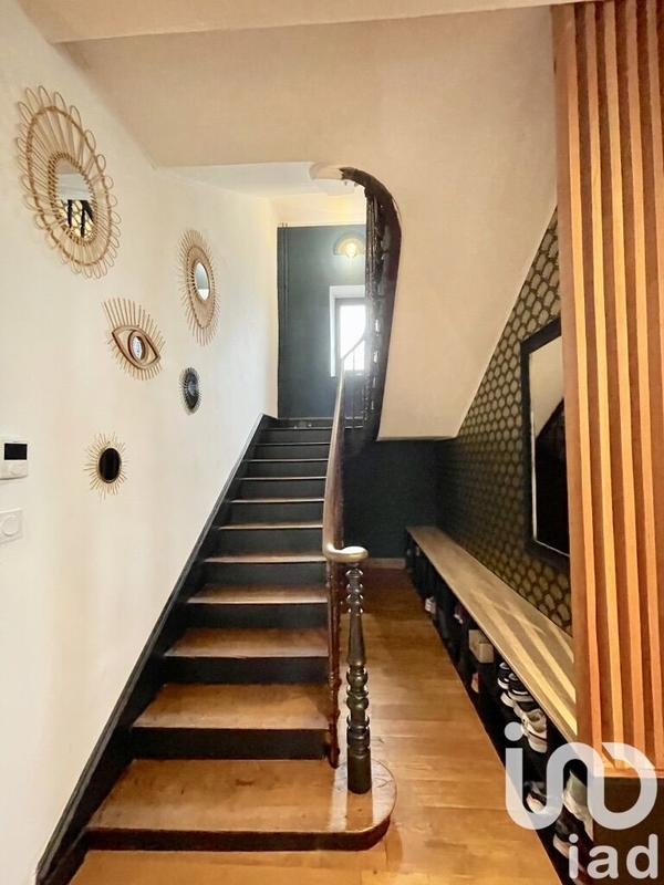 Maison - 137 m² - 6 pièces