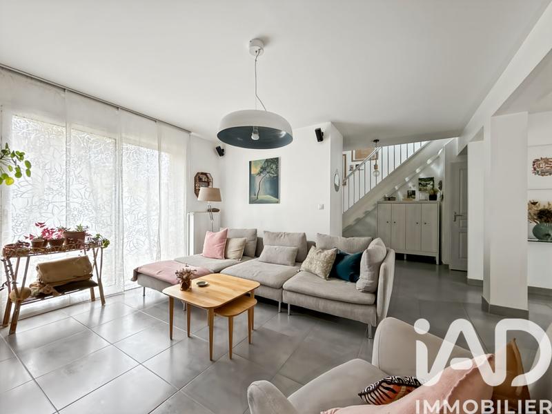 Maison - 108 m² - 5 pièces
