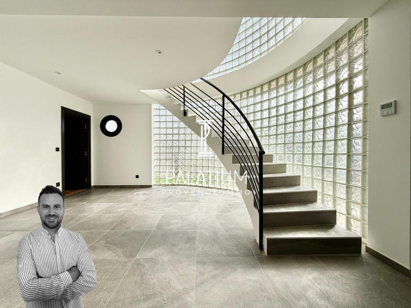 Villa - 127 m² - 5 pièces