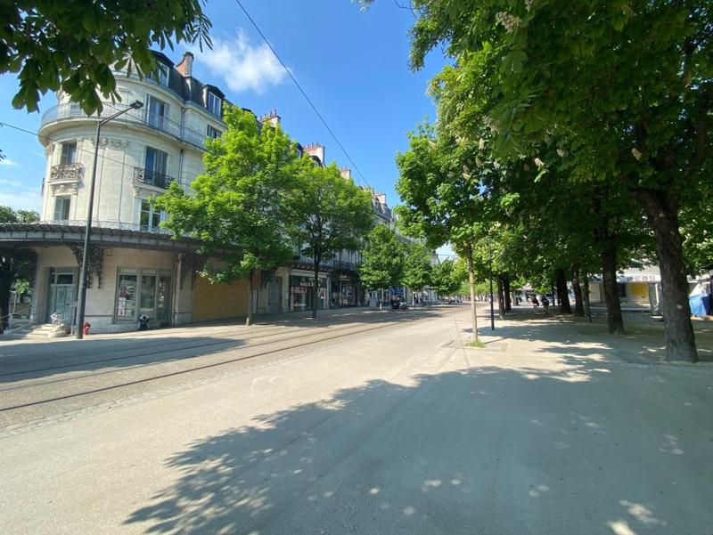 Fonds de commerce - 406 m²