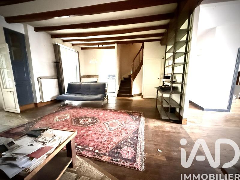 Maison - 337 m² - 11 pièces