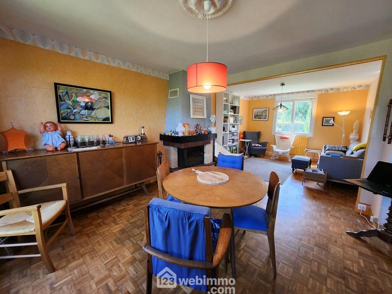 Maison - 97 m² - 6 pièces