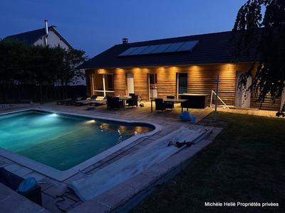 Maison - 285 m² - 7 pièces