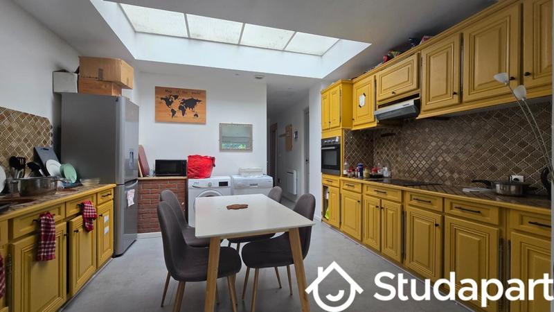 Chambre - 10 m² - 1 pièce