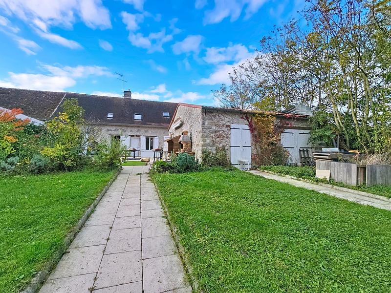 Maison - 200 m² - 6 pièces