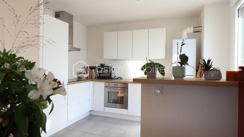 Appartement - 77 m² - 4 pièces