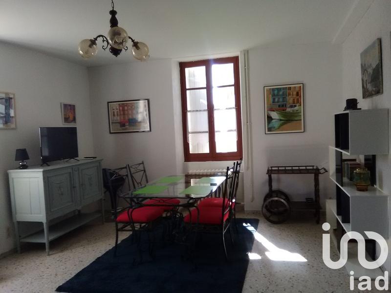 Maison - 231 m² - 9 pièces