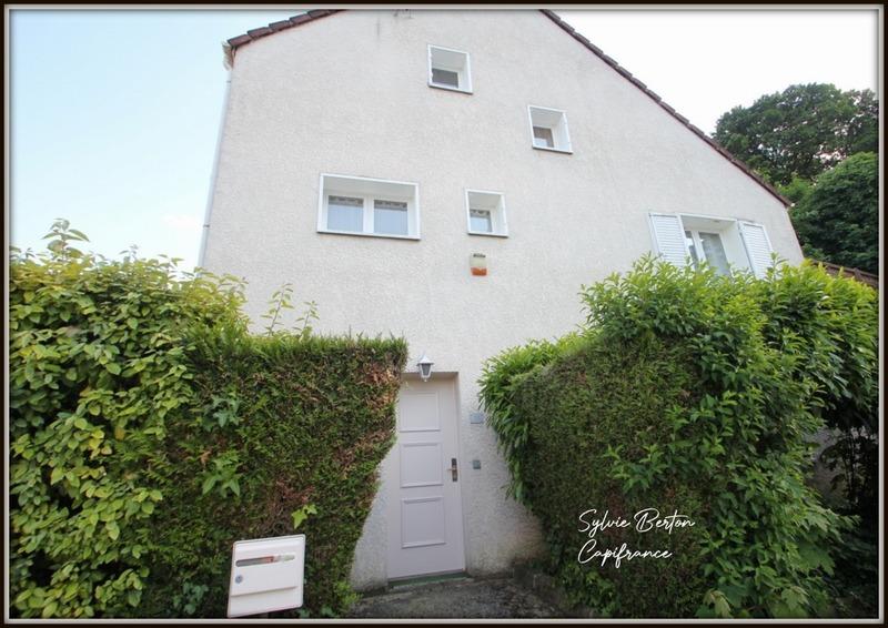 Maison - 101 m² - 6 pièces