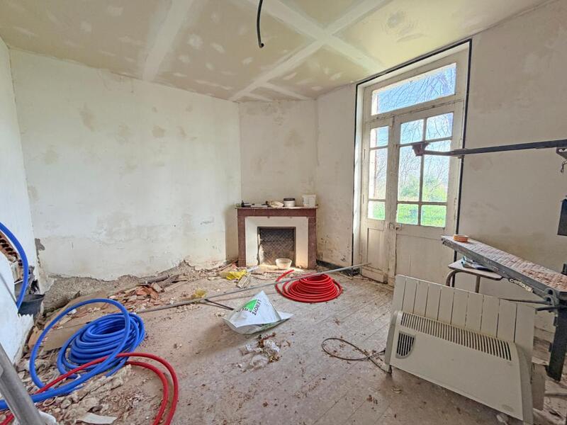 Maison - 324 m² - 10 pièces