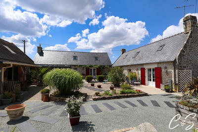 Maison - 136 m² - 7 pièces