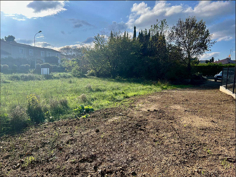 Terrain - 1 075 m²