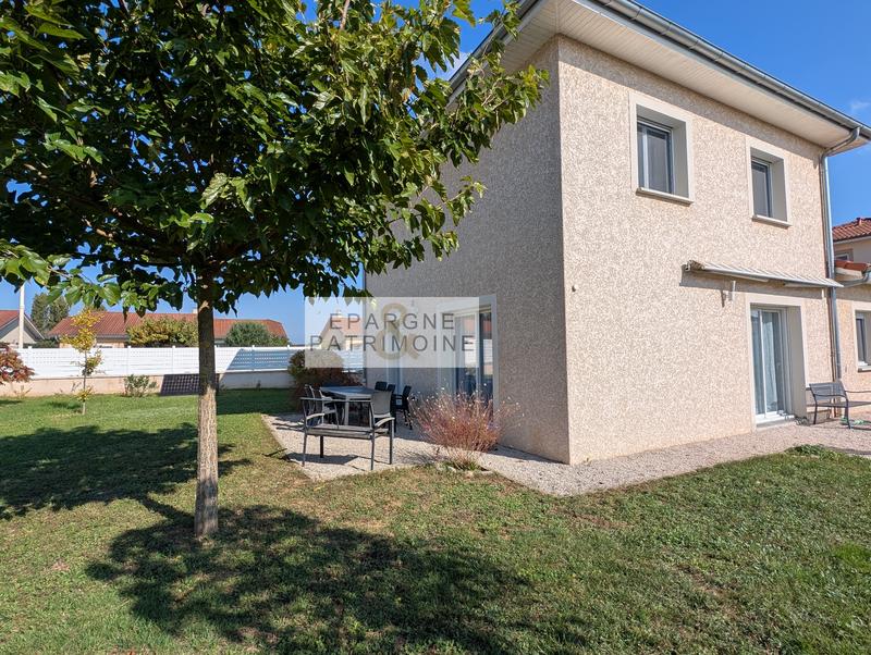 Maison - 111 m² - 5 pièces