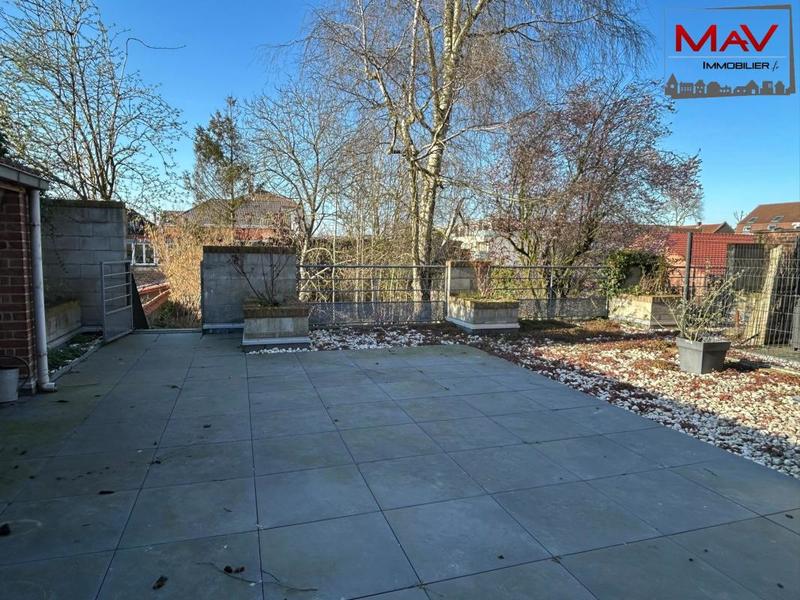 Duplex - 178 m² - 8 pièces