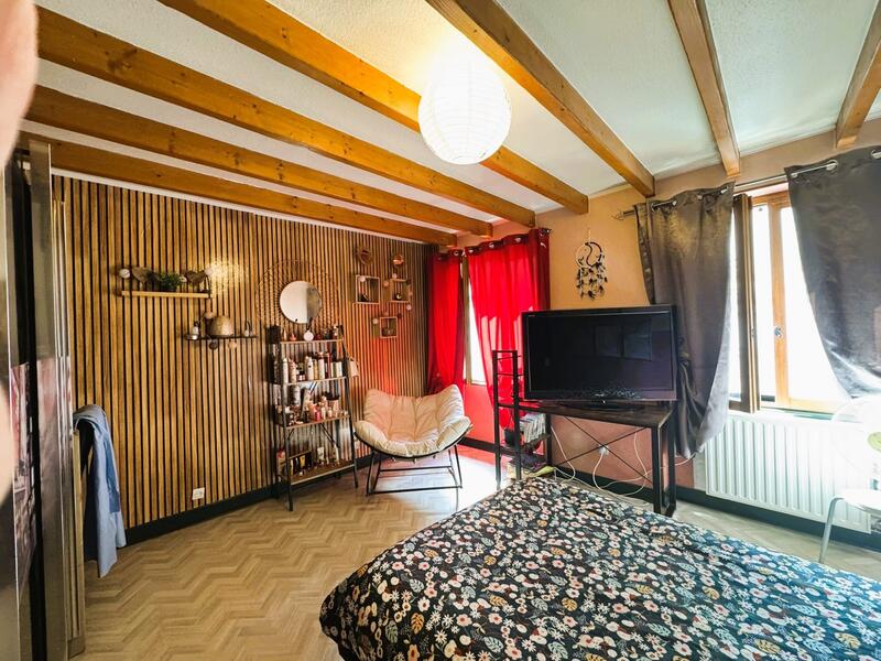 Appartement - 152 m² - 5 pièces