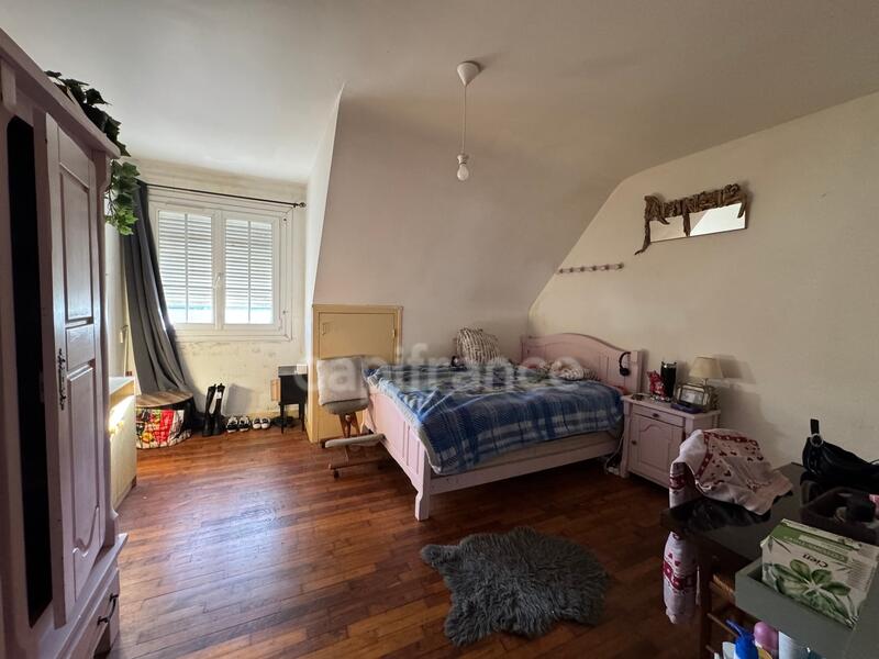 Appartement - 150 m² - 7 pièces