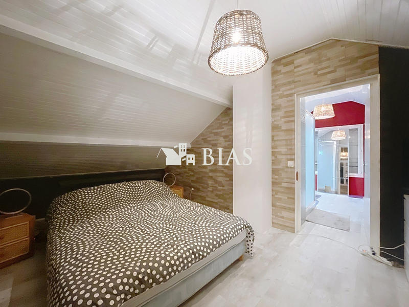 Maison - 96 m² - 4 pièces