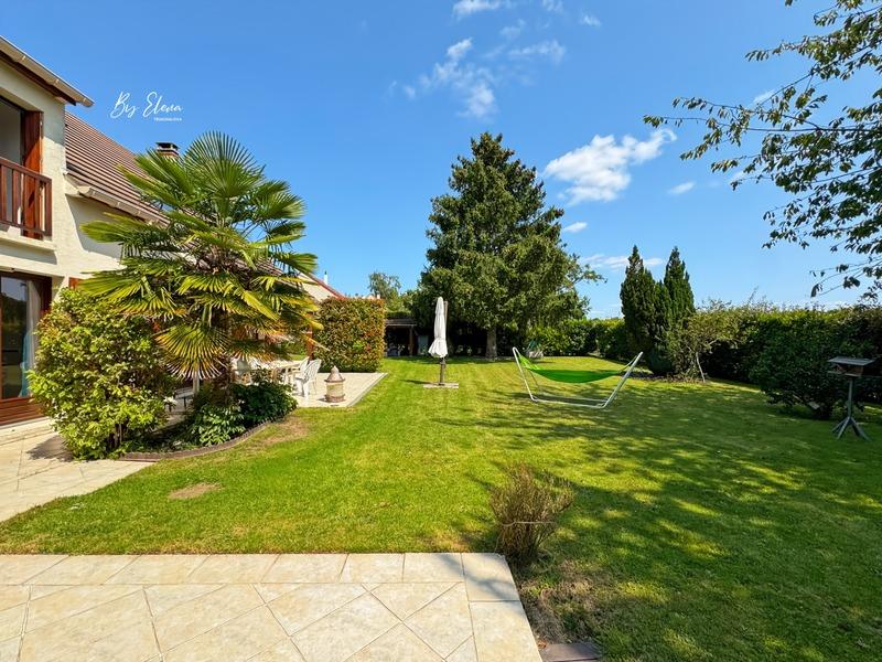 Maison - 164 m² - 7 pièces