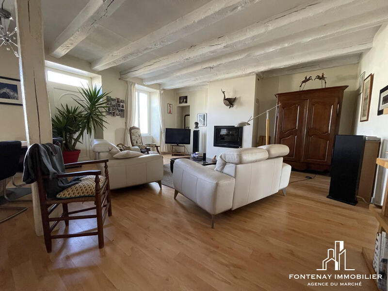 Maison ancienne - 182 m² - 7 pièces