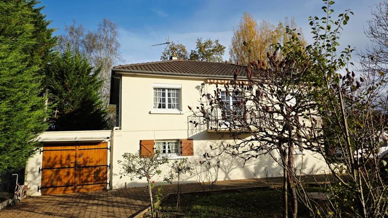 Maison - 113 m² - 6 pièces