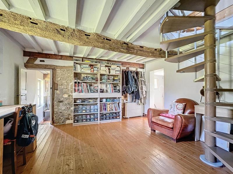 Propriété - 129 m² - 6 pièces