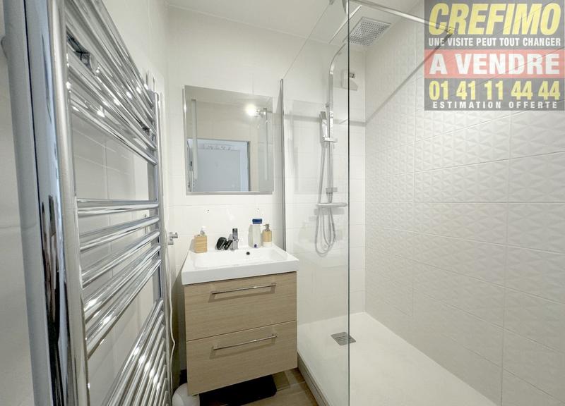 Appartement - 90 m² - 4 pièces