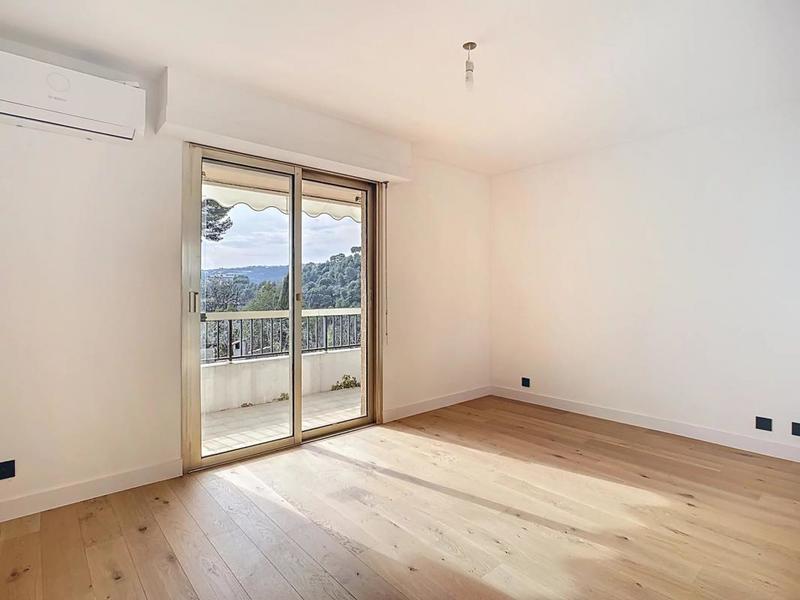 Appartement - 83 m² - 3 pièces