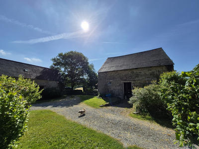 Propriété - 279 m² - 10 pièces