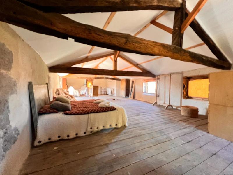 Maison - 280 m² - 8 pièces