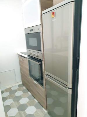 Studio - 25 m² - 2 pièces