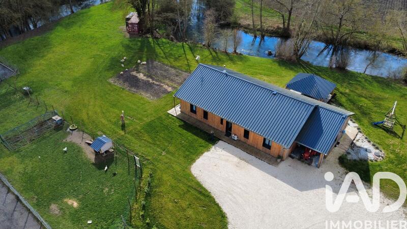 Maison - 166 m² - 7 pièces