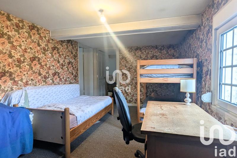 Maison - 207 m² - 7 pièces