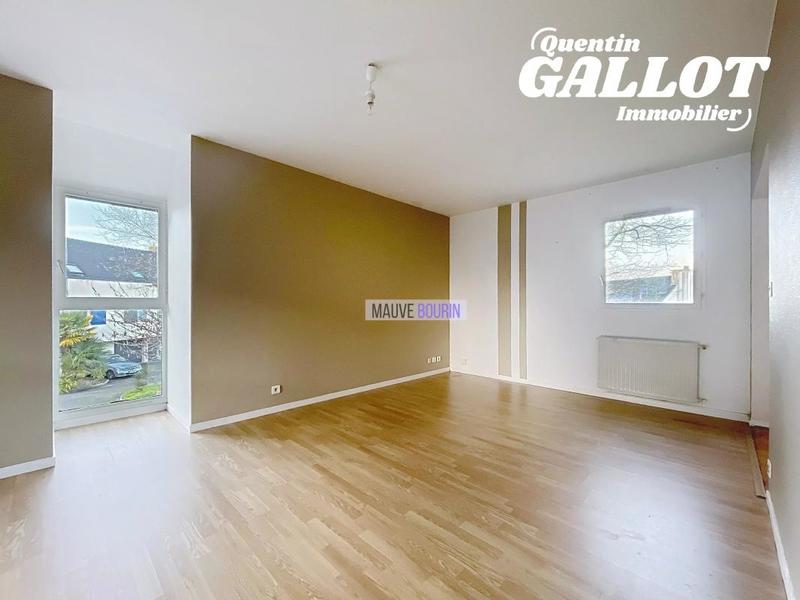 Duplex - 77 m² - 5 pièces