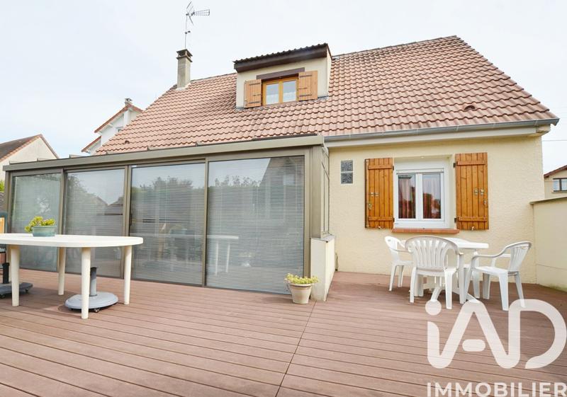Maison - 98 m² - 4 pièces