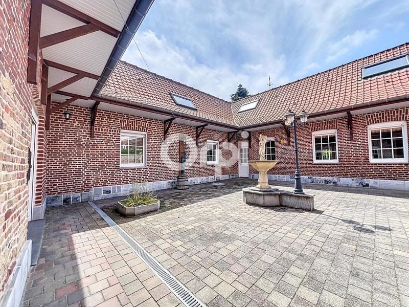 Maison - 317 m² - 7 pièces