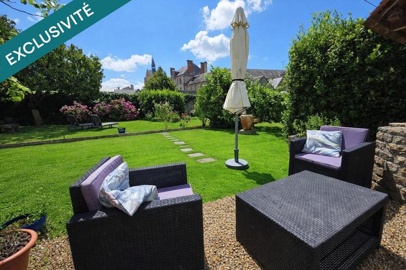 Maison - 300 m² - 15 pièces