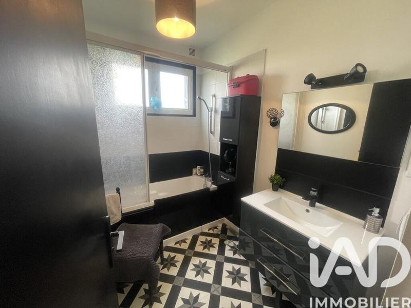 Maison - 123 m² - 7 pièces