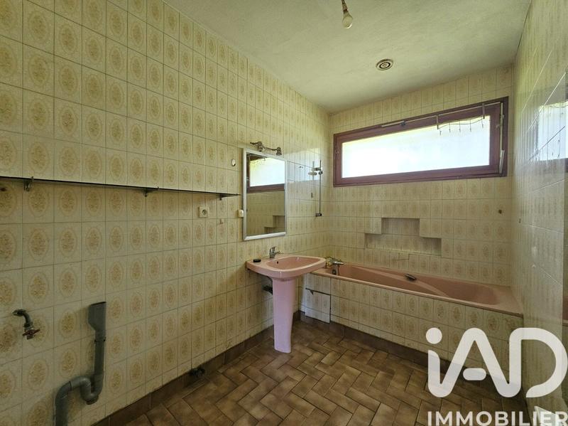 Maison - 162 m² - 7 pièces