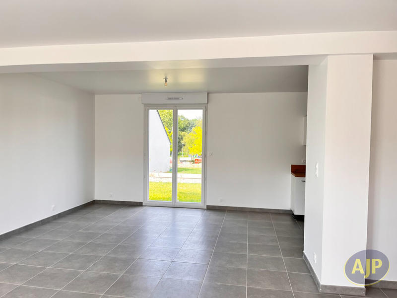 Maison - 101 m² - 5 pièces