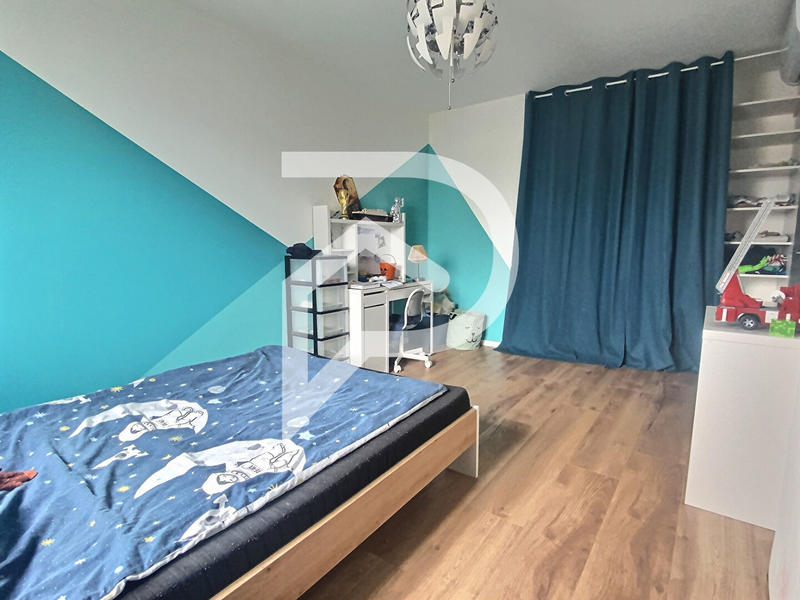 Maison - 105 m² - 4 pièces