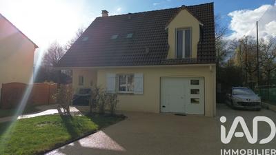 Maison - 127 m² - 7 pièces