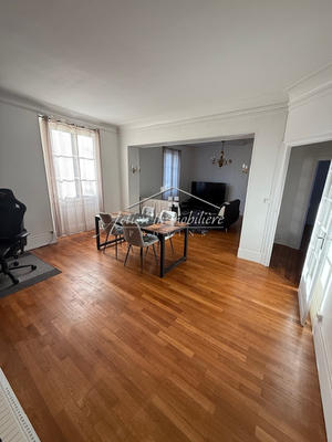 Appartement - 90 m² - 4 pièces