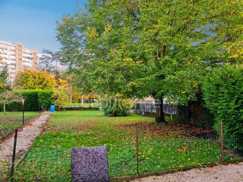 Maison - 93 m² - 5 pièces