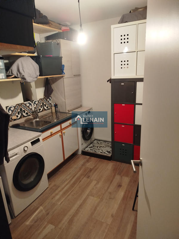 Maison - 94 m² - 8 pièces