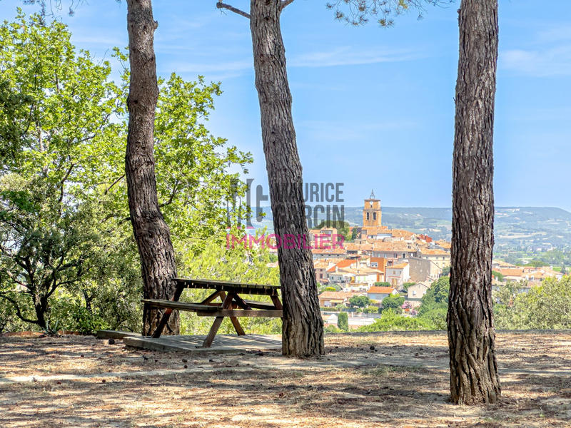 Maison - 256 m² - 10 pièces