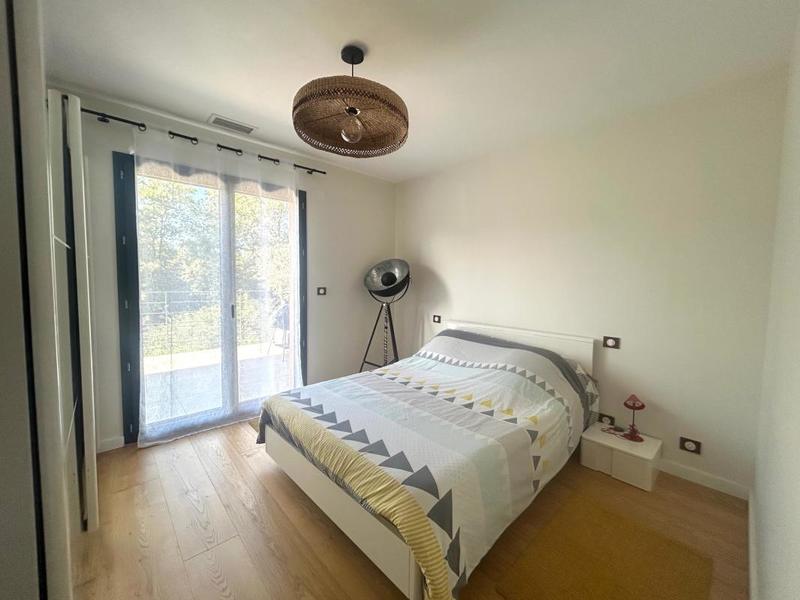 Propriété - 123 m² - 4 pièces