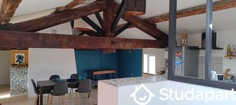 Chambre - 14 m² - 1 pièce