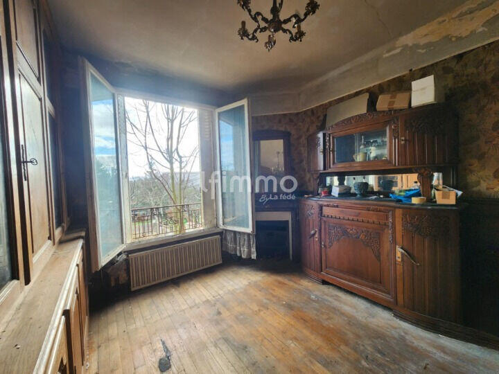 Maison - 88 m² - 5 pièces