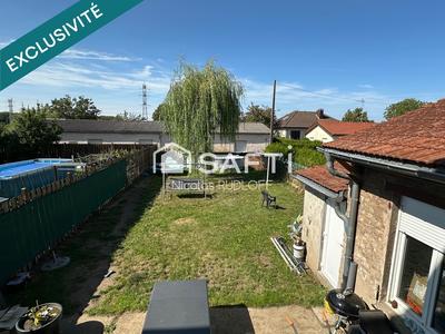 Maison - 180 m² - 8 pièces