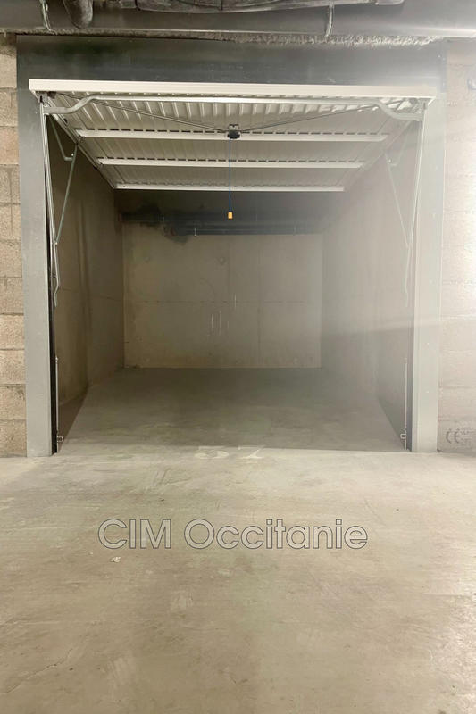 Parking / Garage - 17 m²